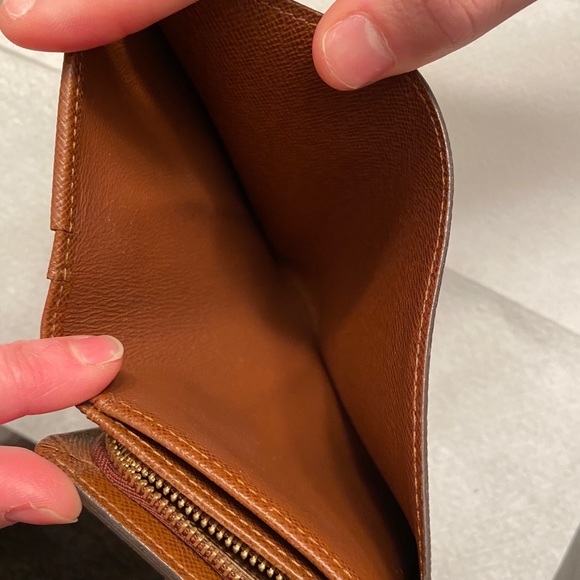 ❌Sold❌ LV wallet. Porte Monnaie Trésor - Picture 6 of 16